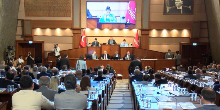 İBB Meclisi'nden onay: 2 bin 500 taksi için ihale