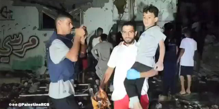 Cibaliye mülteci kampı vuruldu