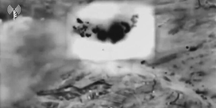 Hizbullah'a ait 290 hedef vuruldu