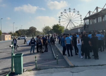 İBB ekipleri ile lunapark çalışanları arasında arbede
