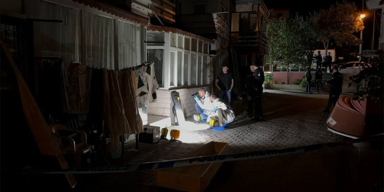 Polise yakalanacağını anlayan şüpheli silahla yaşamına son verdi