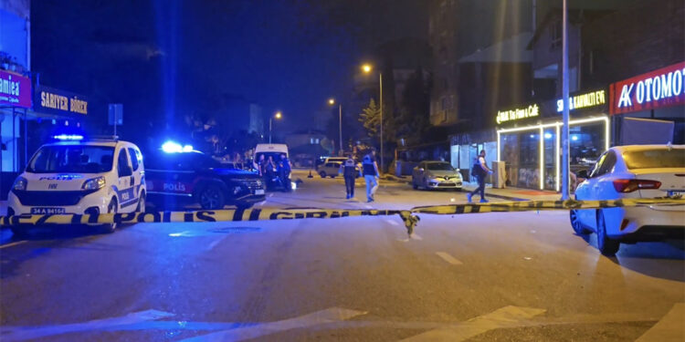 Pendik'te silahlı çatışma; 1 ölü