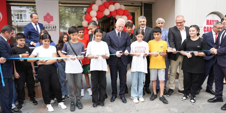 Vakıflar Genel Müdürlüğü 'Hayır Çarşısı' açtı