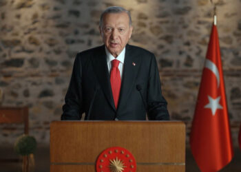 İleri teknolojilerin merkezi haline gelmeyi hedefliyoruz