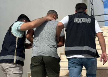 İnterpol'ün kırmızı bültenle aradığı dolandırıcılık şüphelisi Muğla'da yakalandı
