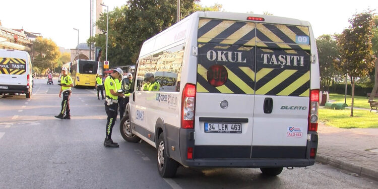 İstanbul'da okul servislerine denetim