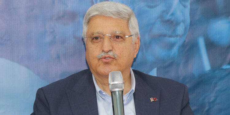 İzmir'de balıklar bile hava alamıyor