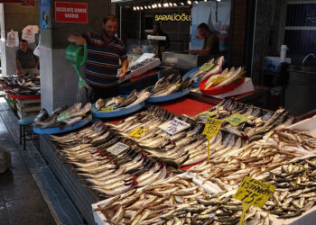 Karadeniz'de tezgahlar şenlendi