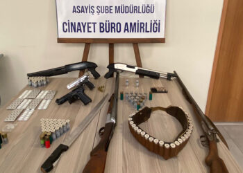 Kütahya'da silahlı fotoğraf paylaşımlarına 10 gözaltı