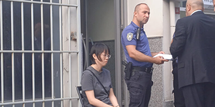 Kadıköy'de Çinli iş adamı evinde ölü bulundu