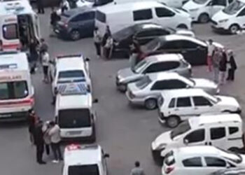 Kavgayı ayırmak isterken kalbinden bıçaklanıp, öldü