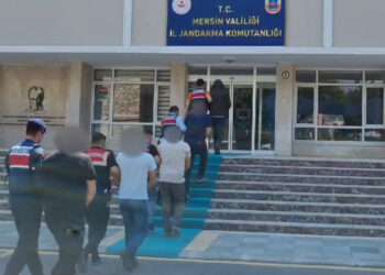 Mersin'de uluslararası uyuşturucu tacirlerine operasyon: 12 tutuklama