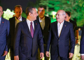 Özgür Özel Kemal Kılıçdaroğlu ile bir araya geldi
