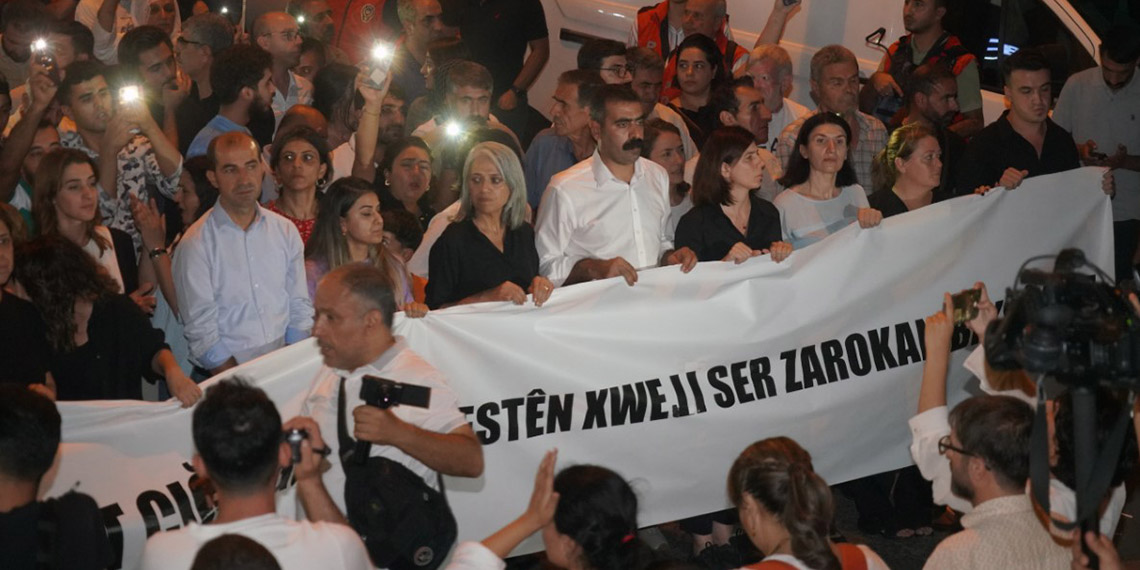 Otopsisi tamamlanan Narin Güran'ın, amcasının otomobili yeniden incelemede