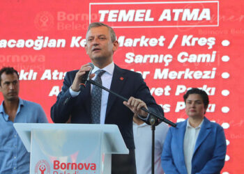 Özgür Özel: İzmir 5 yıl boyunca çok güzel hizmetler görecek