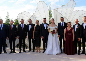 Özgür Özel ile Kemal Kılıçdaroğlu, nikah şahidi oldu