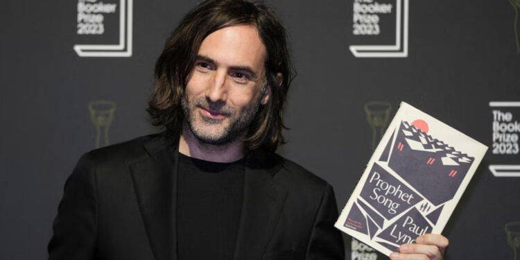 'Peygamberin Şarkısı' isimli roman Türkçe olarak satışa çıkarıldı