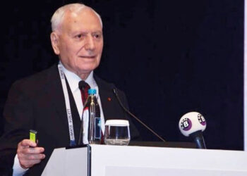Prof. Dr. Mehmet Haberal, dünya bilim insanlarını İstanbul'da buluşturdu