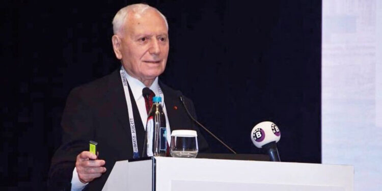 Prof. Dr. Mehmet Haberal, dünya bilim insanlarını İstanbul'da buluşturdu