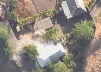 Ukrayna ordusuna ait mühimmat deposu vuruldu