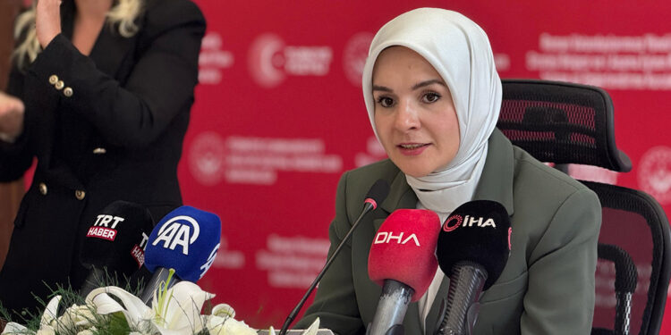 Roman vatandaşların sosyal hizmetlere erişimini artırmayı hedefliyoruz