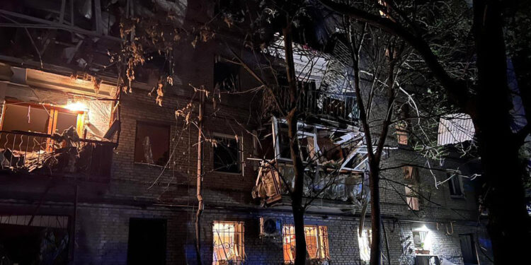 Rusya’dan Ukrayna'nın Zaporijya kentine saldırı: 17 yaralı