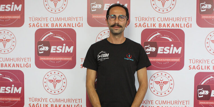 Sağlık sorunu yaşayan işitme engellilerin sesi oldu