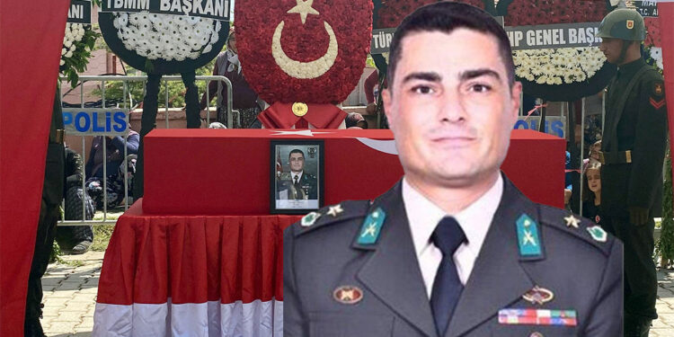 Şehit Piyade Binbaşı Osman Ayan toprağa verildi