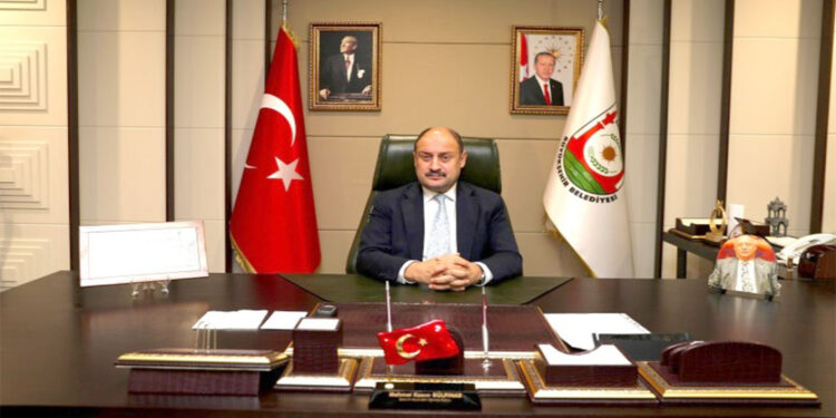 Şanlıurfa Belediye Başkanı Kasım Gülpınar istifa etti