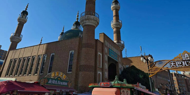 Sincan Uygur Özerk Bölgesi’ndeki değişim basın mensuplarına gösterildi