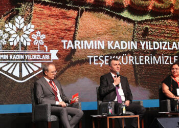 SuperFresh'in 'Tarımın Kadın Yıldızları' projesinde kadın çiftçiler destekleniyor