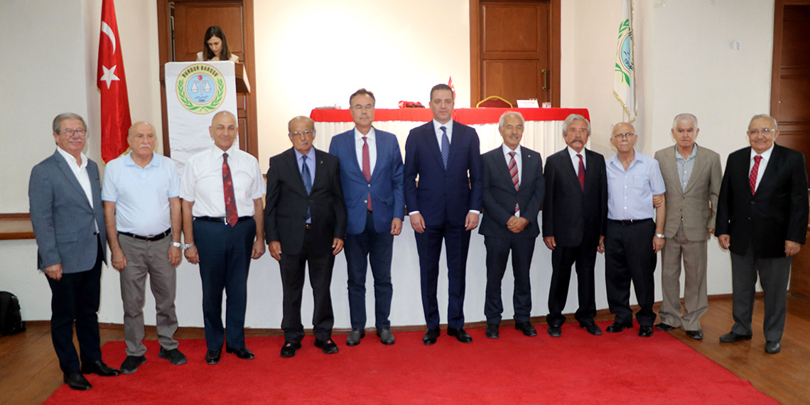 Türkiye Barolar Birliği (TBB) Başkanı Erinç Sağkan, son günlerde tartışılan idam cezalarıyla ilgili, "Bireysel olarak, bir insan, bir hukukçu olarak idam cezasına her zaman karşı olan bir insanım" dedi.