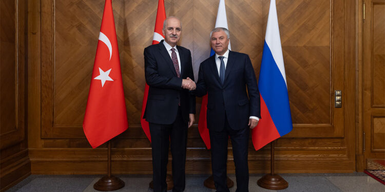 Numan Kurtulmuş, Rusya Federal Meclisi Devlet Duması Başkanı ile görüştü