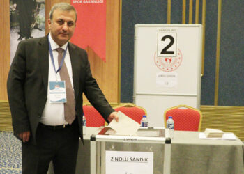 Türkiye Sutopu Federasyonu’nda Mete Erol yeniden başkan seçildi