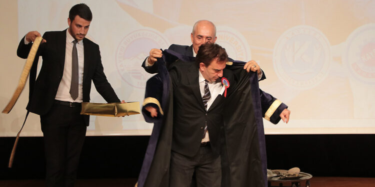 Türkiye'nin ilk siber ahisi, Prof. Dr. Aykut Özdarendeli seçildi