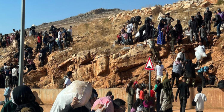 UNHCR, Lübnan'da yerinden edilen sivillerin görüntülerini paylaştı