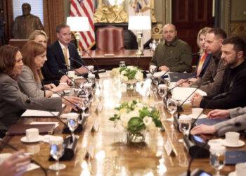 Zelenski, Harris ve Biden’a ‘Zafer Planı’nı sundu