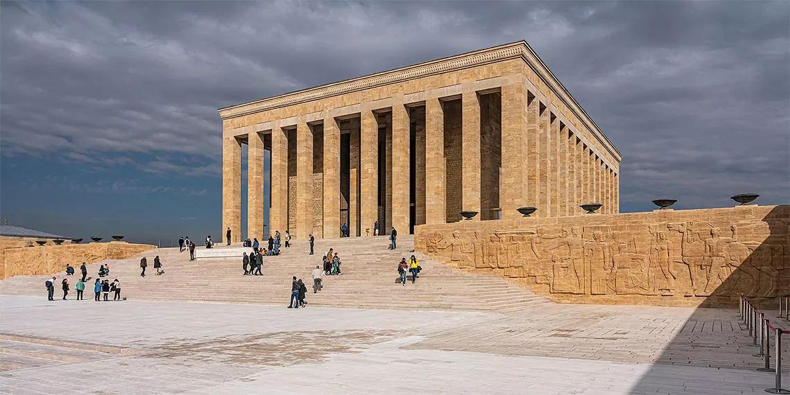 Anitkabir 1 - yazarlar - haberton