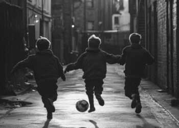 Doksanlarda çocuk olmak