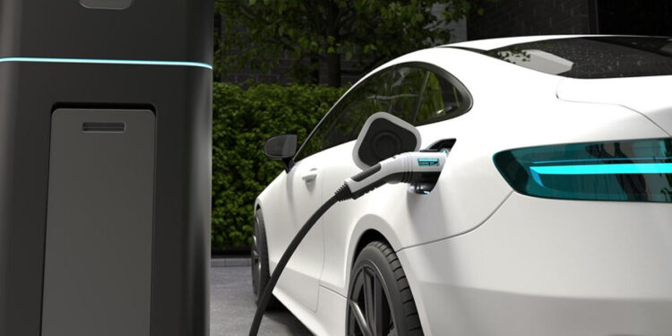 Elektrikli otomobil ithalatında tüketiciyi koruyan düzenleme genişletildi