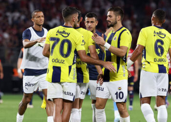 Fenerbahçe - Galatasaray derbisi 21 Eylül'de oynanacak