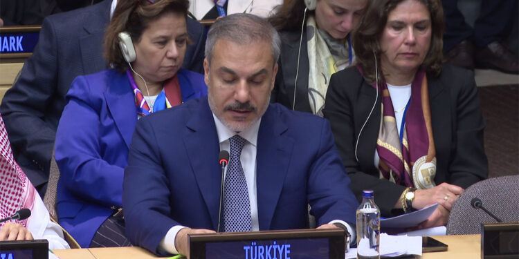 Bakan Fidan, 'Adil Bir Dünya ve Sürdürülebilir Bir Gezegen İnşa Etmek' toplantısına katıldı