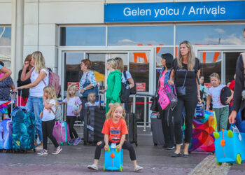 Antalya'da turizmcileri sevindiren gün 'cumartesi'