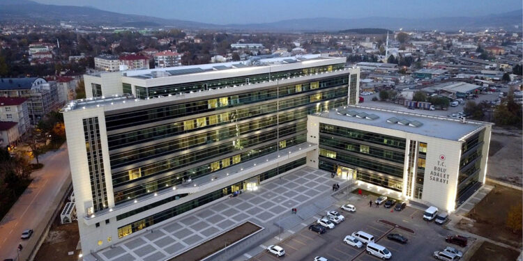 15 yaşındaki kıza cinsel istismara 20 yıl hapis cezası