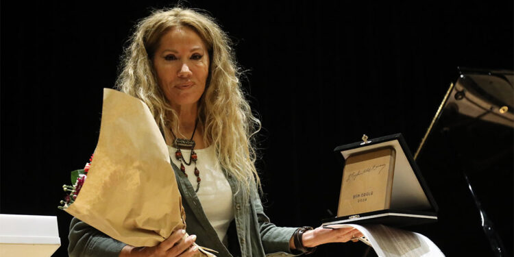 38. Ceyhun Atuf Kansu Şiir Ödülü Gülümser Çankaya'nın