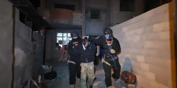 Gürz-23 operasyonlarında 216 şüpheli yakalandı