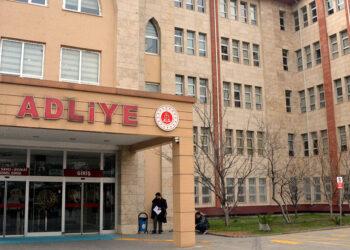 48 kişinin öldüğü Serdarbey Apartmanı'nın müteahhidine 13 yıl hapis
