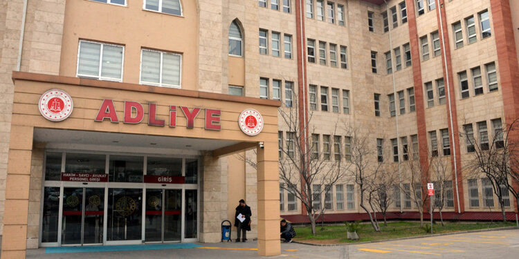 48 kişinin öldüğü Serdarbey Apartmanı'nın müteahhidine 13 yıl hapis