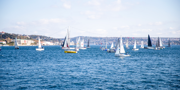 5'inci Uluslararası Yat Yarışları İstanbul Boğazı’nda gerçekleştirildi