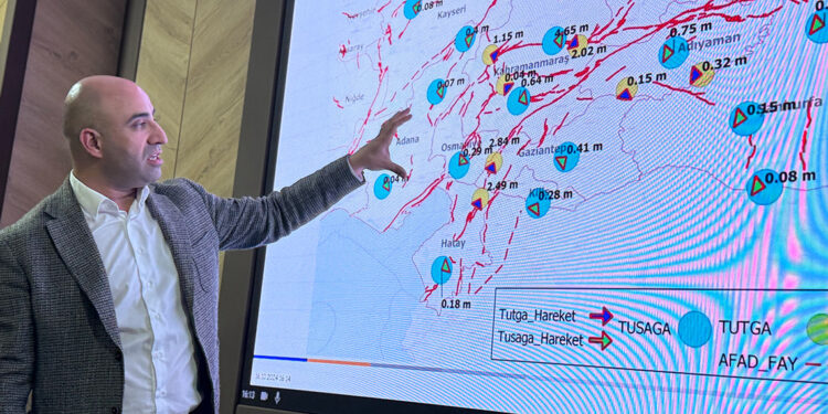 6 Şubat depremlerindeki zemin kayması haritalara yansıdı